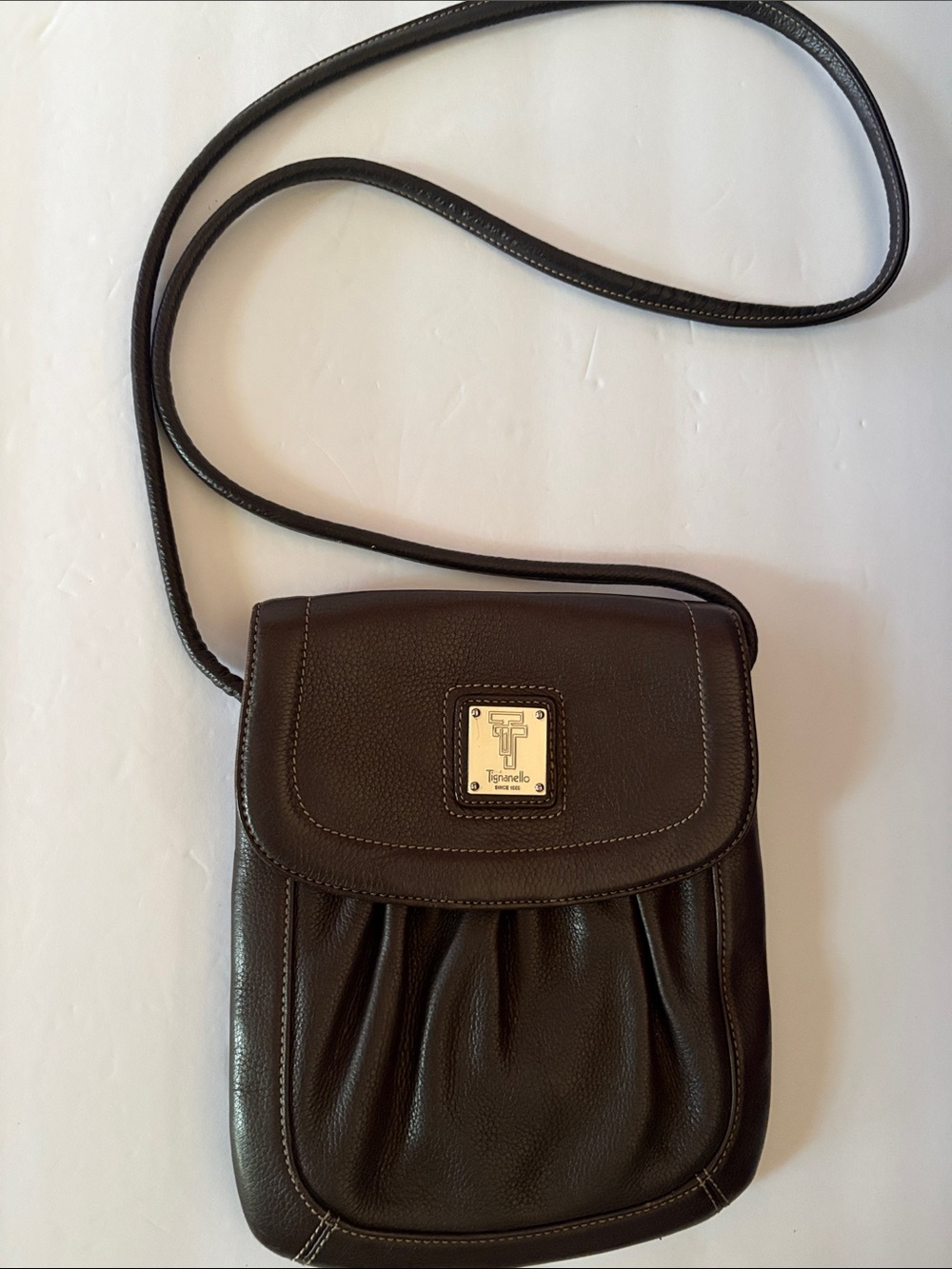 Tignanello Brown Leather Crossbody Bag Pebbled Organizer Quiet Luxury